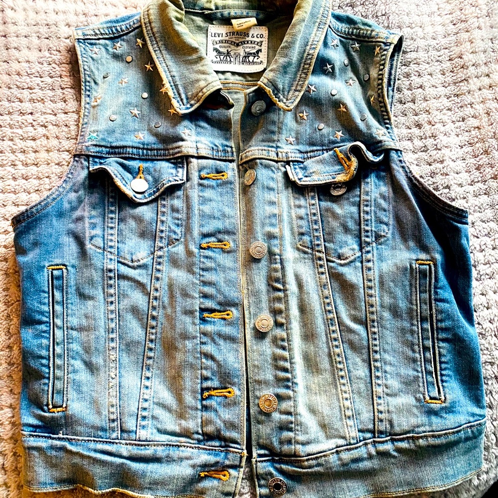 Levi’s denim vest.